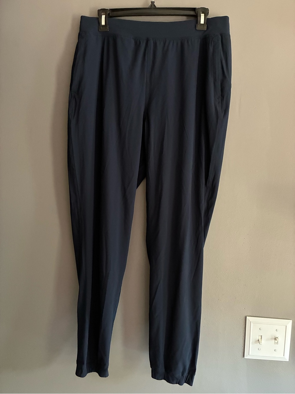 Lululemon Adapted State Navy Nylon High-Rise Jogger Ankle Zip Pant Size 10
